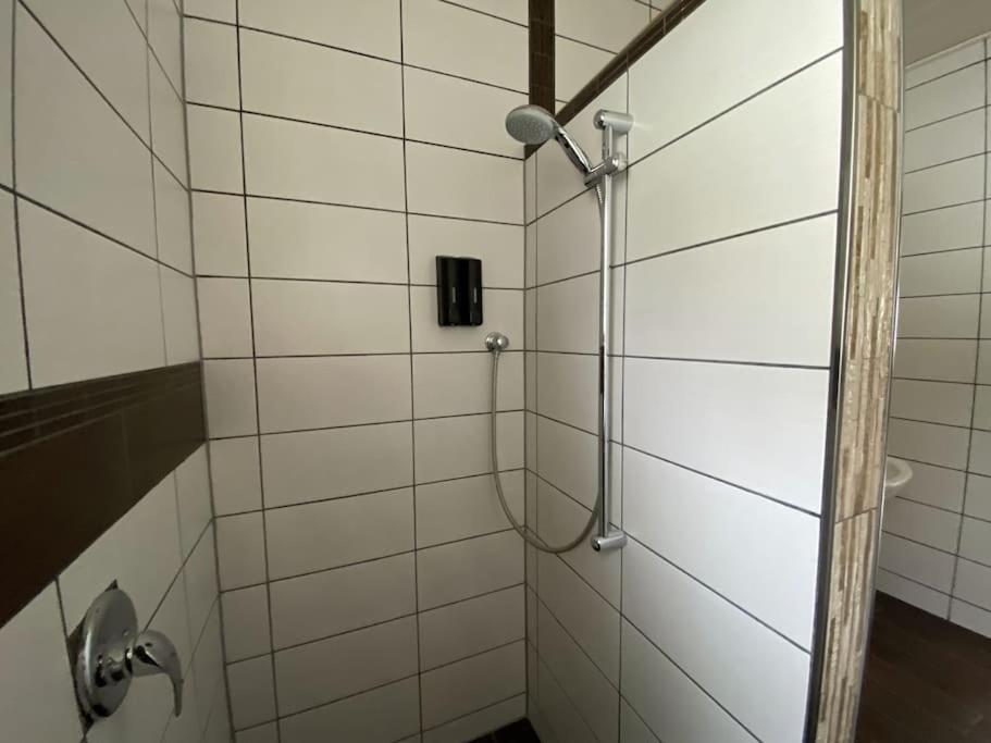 Neu Apartment In Schloss Naehe,Parkplatz, Netflix Sögel Kültér fotó