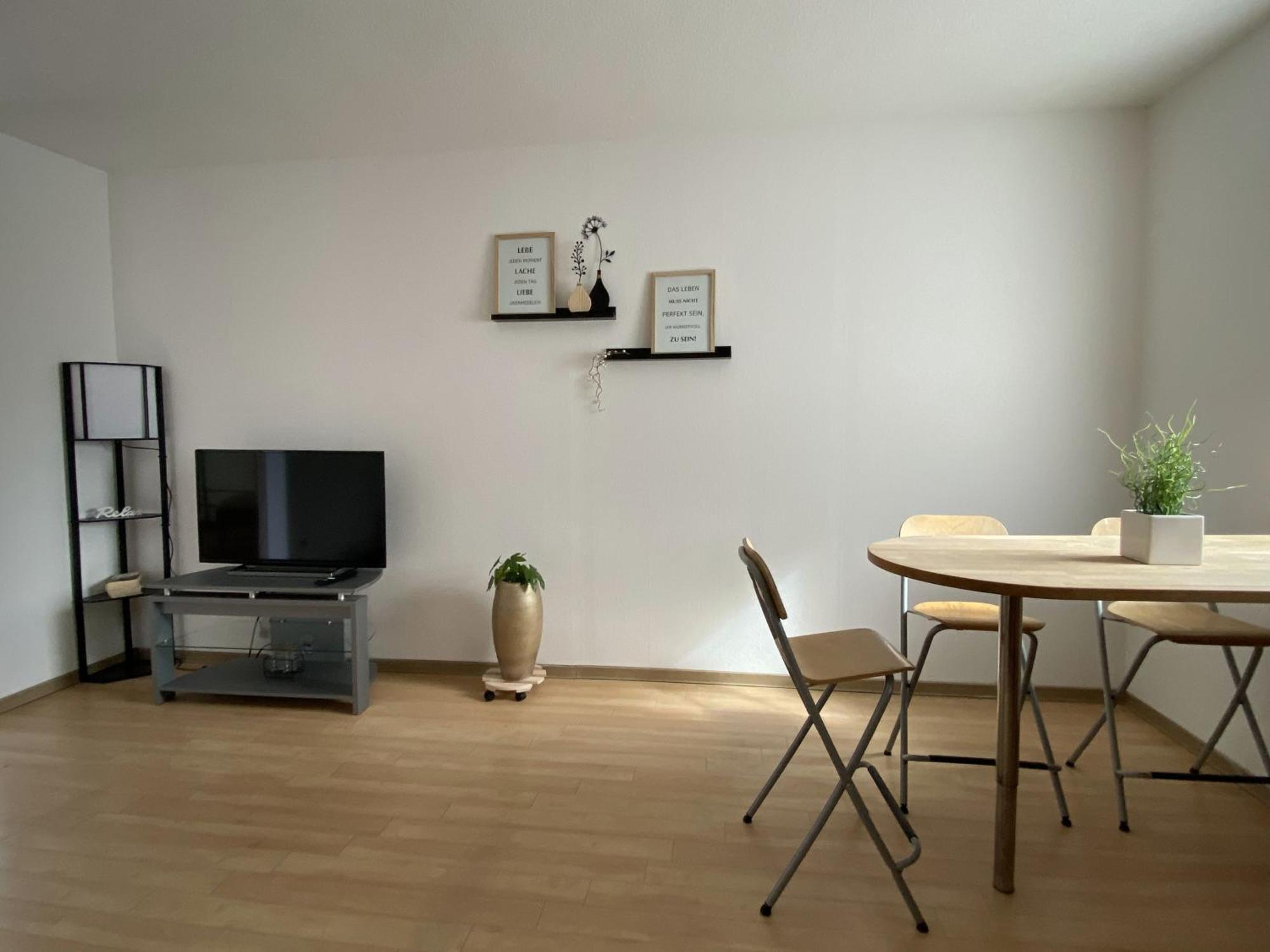 Neu Apartment In Schloss Naehe,Parkplatz, Netflix Sögel Kültér fotó