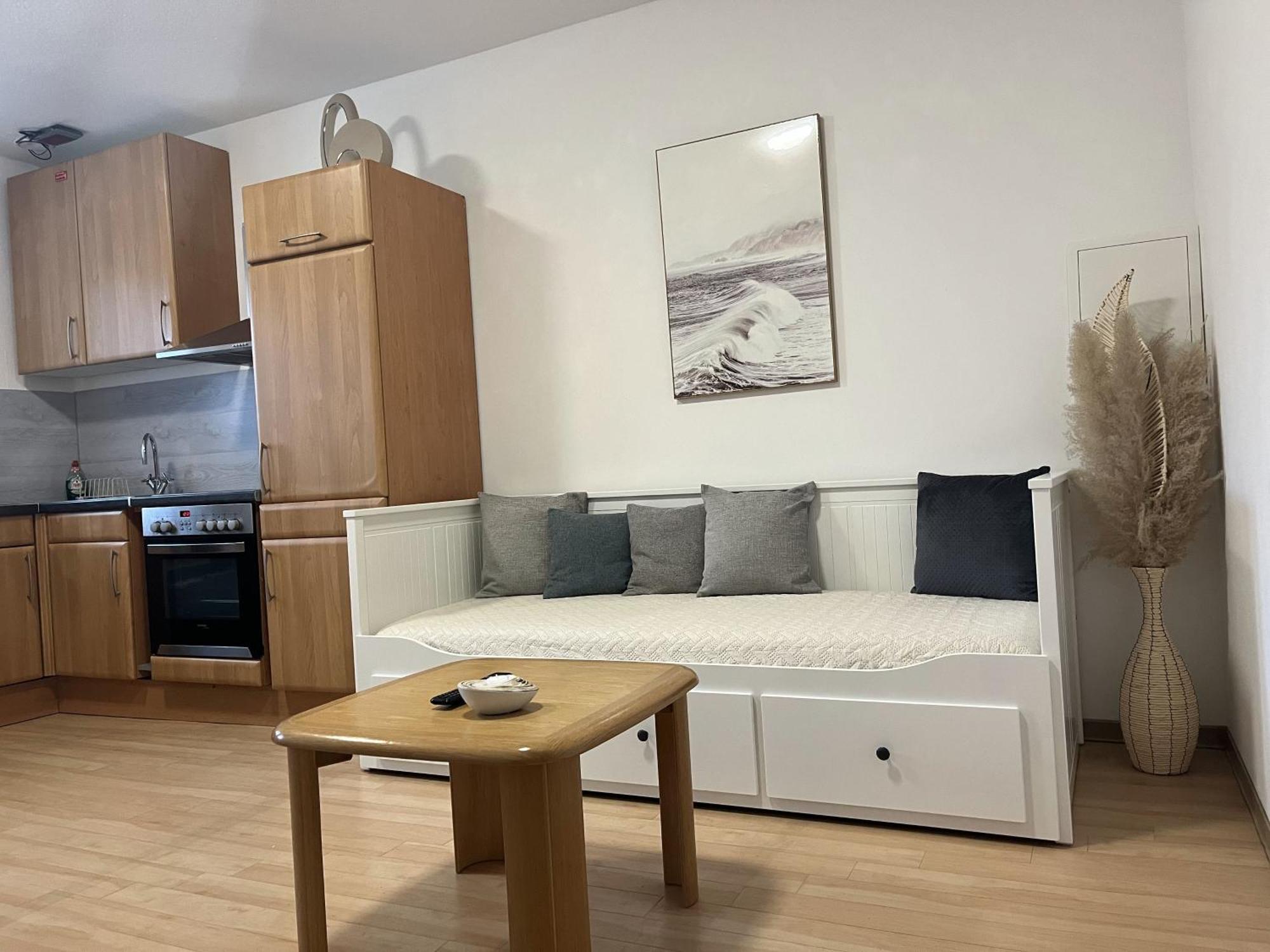 Neu Apartment In Schloss Naehe,Parkplatz, Netflix Sögel Kültér fotó